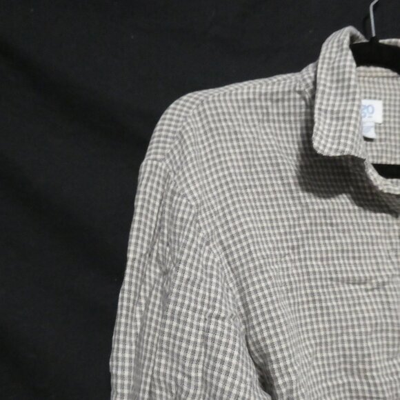 TOGO | small | Collared Button-Up Front Long Sleeve Shirt With Chest Pocket - Picture 3 of 15